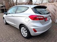 Gebraucht Ford Fiesta Cool & Connect 71 PS (52 kW) 2018 Silber Kleinwagen