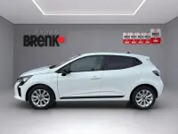Neu Renault Clio V 91 PS (66 kW) 2025 Weiß Limousine
