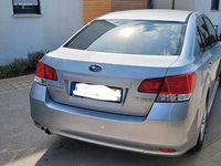Gebraucht Subaru Legacy Trend 150 PS (110 kW) 2012 Silber Limousine