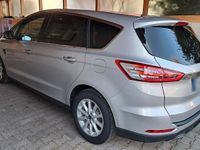 Gebraucht Ford S-MAX Titanium 179 PS (131 kW) 2018 Silber Van / Kleinbus
