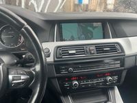 Gebraucht BMW 520 196 PS (144 kW) 2017 Schwarz Kombi