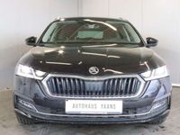 gebraucht Skoda Octavia 2.0 TDI DSG First Edit. AID+HUD+ACC+KAM