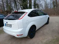 Gebraucht Ford Focus Viva 101 PS (74 kW) 2010 Weiß Limousine