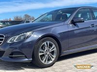 Gebraucht Mercedes E250 211 PS (155 kW) 2015 Blau Limousine