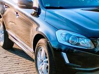 Gebraucht Volvo XC60 Summum 181 PS (133 kW) 2015 Schwarz SUV