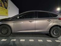 gebraucht Ford Focus 1.6 EcoBoost Start-Stopp-System Champions Edition