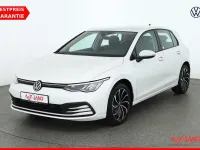 Gebraucht VW Golf VIII Life 131 PS (96 kW) 2020 Weiß Limousine