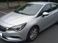Gebraucht Opel Astra 150 PS (110 kW) 2016 Silber Limousine