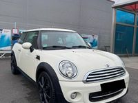 Gebraucht Mini Cooper 122 PS (89 kW) 2013 Weiß Kleinwagen