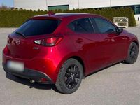 Gebraucht Mazda 2 Exclusive-Line 90 PS (66 kW) 2019 Rot Limousine