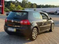 Gebraucht VW Golf V 75 PS (55 kW) 2004 Schwarz Kleinwagen