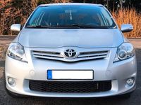 Gebraucht Toyota Auris Club 132 PS (97 kW) 2010 Silber Kleinwagen