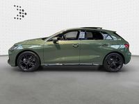 Neu Audi A3 S-Line 204 PS (150 kW) 2026 Distriktgrün metallic Limousine
