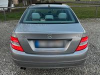 Gebraucht Mercedes C200 136 PS (100 kW) 2009 Limousine