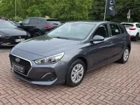 Gebraucht Hyundai i30 99 PS (72 kW) 2020 Grau Limousine