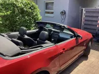 Gebraucht Ford Mustang 213 PS (156 kW) 2010 Rot Cabrio
