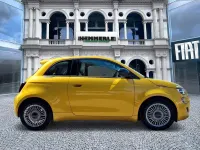 Neu Fiat 500 Icon 65 PS (47 kW) 2026 Gelb
