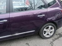 Gebraucht Kia Carens 104 PS (76 kW) 2008 Violet Van / Kleinbus