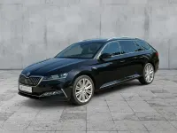 Gebraucht Skoda Superb LAURIN & KLEMENT 280 PS (205 kW) 2023 Schwarzmagic perleffekt Kombi