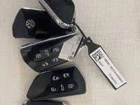 Gebraucht VW Multivan 150 PS (110 kW) 2024 Braun Van