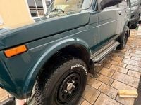 Gebraucht Lada niva 83 PS (61 kW) 2011 Grün SUV