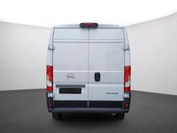 Gebraucht Opel Movano 140 PS (102 kW) 2025 Cassablanca weiss Van