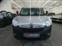 Gebraucht Opel Combo Edition 105 PS (77 kW) 2016 Silber Van / Kleinbus