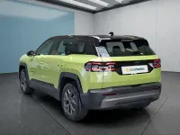 Neu Jeep Compass 145 PS (106 kW) 2026 Grün SUV