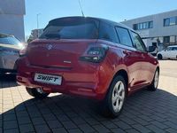 Gebraucht Suzuki Swift Comfort 82 PS (60 kW) 2026 Rot Kleinwagen