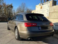 Gebraucht Audi A6 Business 204 PS (150 kW) 2012 Grau Kombi