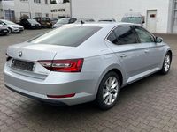 Gebraucht Skoda Superb Style 190 PS (139 kW) 2018 Silber Limousine