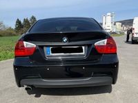 gebraucht BMW 318 E90 i M Paket