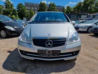 Gebraucht Mercedes A160 95 PS (69 kW) 2010 Silber Van / Kleinbus