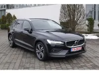 Gebraucht Volvo V60 CC Plus 197 PS (144 kW) 2023 Schwarz Kombi