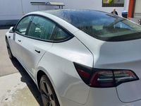 Usado Tesla Model 3 Standard Range Plus 225 kW (306 CV) 2021 Blanco Berlina