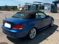 Gebraucht BMW 123 Cabriolet 204 PS (150 kW) 2009 Blau Cabrio