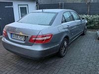 Gebraucht Mercedes E220 Elegance 170 PS (125 kW) 2010 Grau Limousine