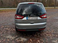 Gebraucht Ford Galaxy 140 PS (102 kW) 2006 Silber Van / Kleinbus