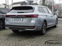 Gebraucht VW Passat Business 150 PS (110 kW) 2025 Silber Kombi