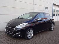 Gebraucht Peugeot 208 Allure 110 PS (80 kW) 2019 Schwarz metallic Kleinwagen