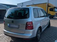 Gebraucht VW Touran 140 PS (102 kW) 2007 Silber Van / Kleinbus
