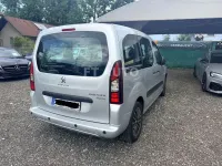 Gebraucht Peugeot Partner Tepee Active 99 PS (72 kW) 2018 Silber Van / Kleinbus