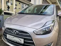 Gebraucht Hyundai ix20 Comfort 125 PS (91 kW) 2017 Silber Kleinwagen