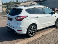 Gebraucht Ford Kuga ST-Line 150 PS (110 kW) 2017 Weiß SUV