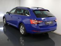Gebraucht Skoda Superb Ambition 150 PS (110 kW) 2023 Blau Kombi