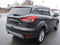 Gebraucht Ford Kuga Titanium 150 PS (110 kW) 2016 Grau SUV