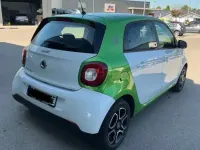 Gebraucht Smart ForFour Electric Drive Passion 60 kW (82 PS) 2017 Grün Kleinwagen
