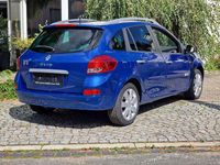 Gebraucht Renault Clio GrandTour Luxe 111 PS (81 kW) 2009 Blau Kombi