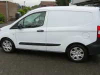 Gebraucht Ford Transit Trend 75 PS (55 kW) 2022 Weiß Van / Kleinbus