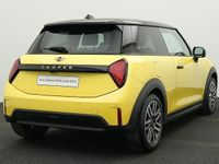 Gebraucht Mini Cooper Classic 156 PS (114 kW) 2024 Gelb Kleinwagen